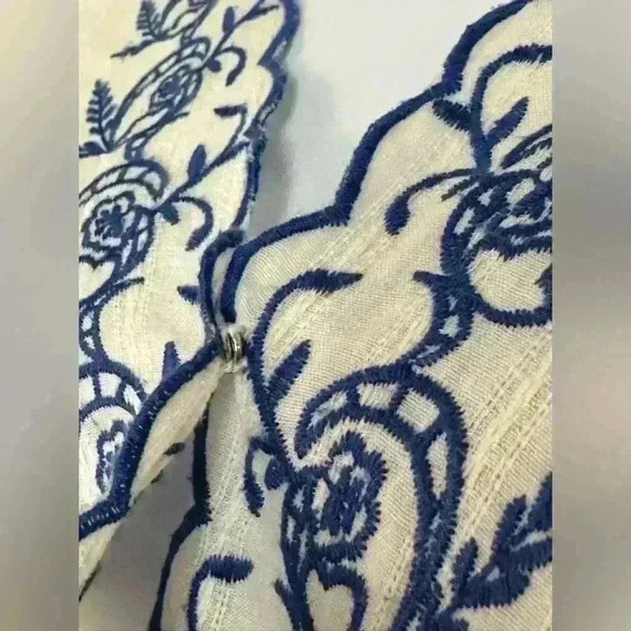 Chloe & Katie white Embroidered Women's Blouse (330) - Picture 7 of 12